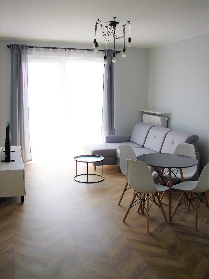 Airport 3Rooms New Apartment With Parking Varşova Dış mekan fotoğraf